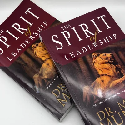 The Spirit Leadership Novel Book Perfect Binding Made From Art Paper Book Printing