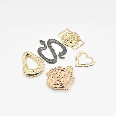 Fashion Gold Plated Anti-rust Zinc Alloy Fittings Custom Engraved Bikini Shoulder Clip, Swimwear Bra Decorative Metal Ornaments