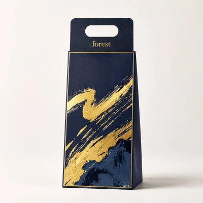 Forest Packing Custom Triangular Wedge Gift Box Luxury Paper Cardboard Gold Foil Handle Unique Shape Packaging Wholesale