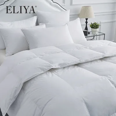 Superior Quality Thick White Hotel Quilt Comfortable Hotel Comforter