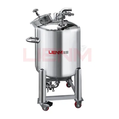 Movable Stainless Steel Vacuum Cosmetic & Chemical Storage Tank with Motor CE Certified Customizable Capacity