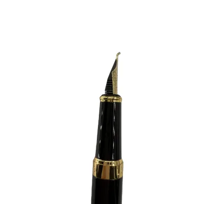 Wholesale Luxury Fine Metal Pen Gift Advanced Calligraphy Luxury Ink Cartridge Fountain Pen Student Stationery Office Supplies
