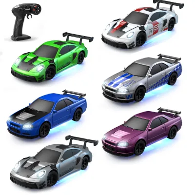 40m Distance 20mins Play Time 2.4G 1:43 Full-scale Simulation RC Drift Car with Light
