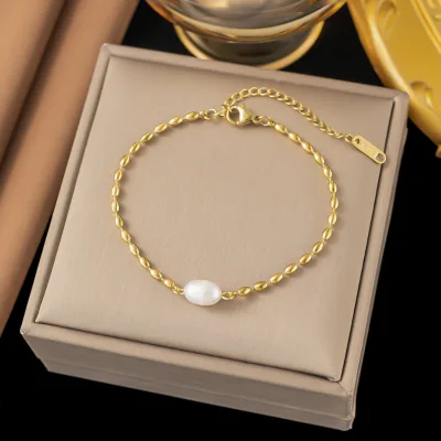 Non Tarnish Water Proof Jewelry Creative 18k Gold Plated Necklace Women Collarbone Chain Stainless Steel Necklace Bracelet Set