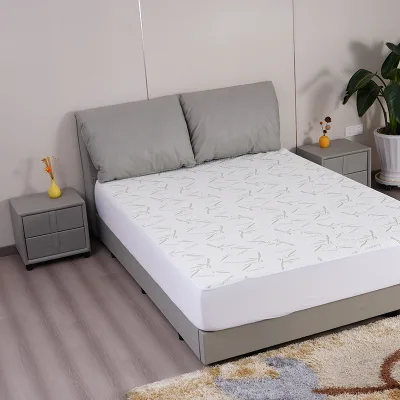 Botanical Print Waterproof Bed Pad Bamboo Leaf Pattern Quilted Surface Elastic Skirt All-Season Fitted Protector Home