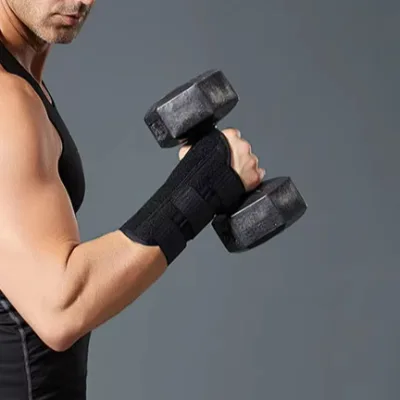 Kettlebell Wrist Forearm Guards Impact-Absorbing Adjustable Hook Loop Straps Lightweight Durable Protection