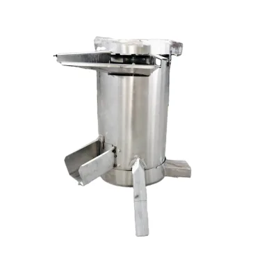 Large juicer for green persimmons; industrial stainless-steel crusher and juicer for ginger and grapefruits