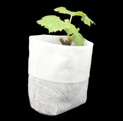 200Pcs Biodegradable Non-Woven Nursery Bags Plant Grow Bags Fabric Seedling Pots