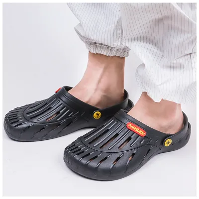Wholesale Hospital Non-slip Nurse Clogs Work Lab Operating Room Slippers Light Weight Soft Sandals Safety Shoes