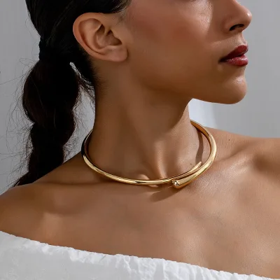 Summer Fashion 18k Gold-plated Smooth Round Water Droplet Collar Necklace Personalized and Simple Women's Jewelry Customization