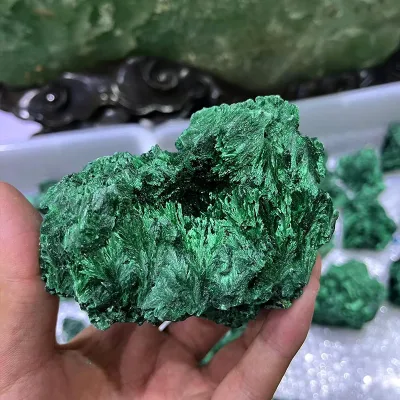 High Quality Natural Rough Malachite Raw Stone Malachite Green Stone Rough Malachite for Healing