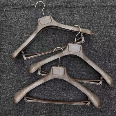 Factory Made Wholesale Customized Logo Plastic Clothes Hanger With Pants Locking bar Printed