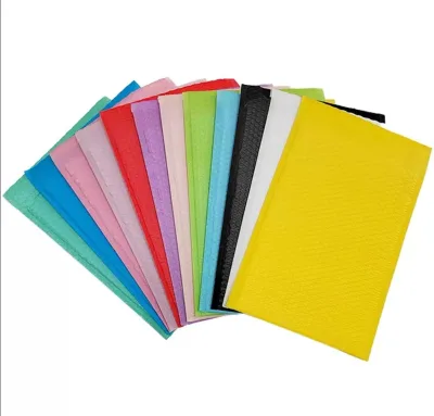 Custom Large 2 Mil Waterproof Pink Poly Bubble Padded Shipping Bags Christmas Mailer with Print Surface Treatment for Shipping