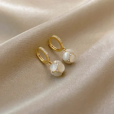Fashion Vintage Elegant Design Luxury Cat Eye Stone Earrings Trendy Temperament Jewelry for Women