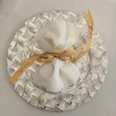 Luxury Vintage Retro Table Decoration Dishes for Wedding Eco-Friendly 13 Inch Shell Print Silver Plastic Charger Plates
