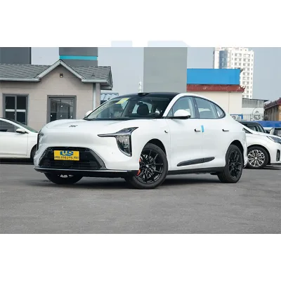 Excellent Quality IM LS6 Range-extended SUV 200km/h Top Speed 230kW Peak Power Ultra Fast Charging Cost Effective