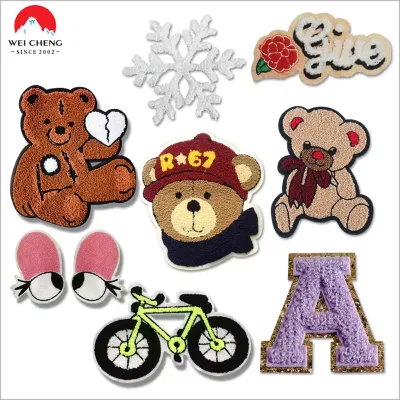 Custom Luxury Chenille Patch Embroidered Iron-On Patches with Safety Pin Applique Logo Design for Garment & Bags