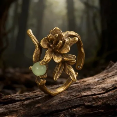 The gardenia blooming ring is a retro, niche, high-end, fashionable and artistic with a touch of elegance. It an open.