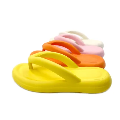 Cloud Flip Flops for Women Lightweight Beach Slides Pillow Soft Slides Sandals Cushion Beach Flip Flops Pool Thong Slippers