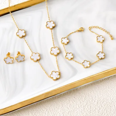 Wanti Wholesale 4pcs/Set Luxury Stainless Steel Five Leaf Clover Chain Designer Necklace Earrings Stud Bracelet Jewelry Set