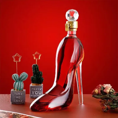 OEM Wine Decanter Wholesale Hand Blown Glass Wine Decanter Unique Glass Decanter