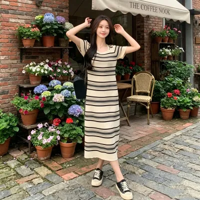 Women Striped Knit Maxi Dress Square Neck Short Sleeve Bodycon Slim Fit Pencil Casual Summer Beach Holiday Vacation Outfit