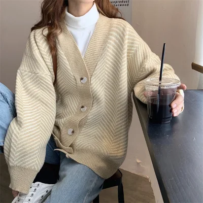 Hot Selling Korean Style Lady Sweaters Tops Winter Spring Striped V-Neck Cardigans Buttons Oversize Women's Knitwear