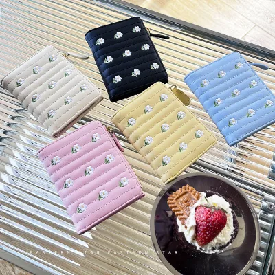Wholesale Fashionable Korean Cute Embroidered Women's Wallet 80% Off Simple Short Design with Zipper Closure Coin Card Holder