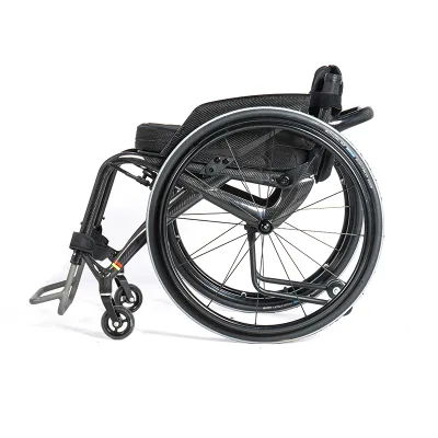 CE ISO Certified Carbon Fiber Lightweight Manual Wheelchair Removable Battery 1 Year Warranty Class I for Sport Shopping