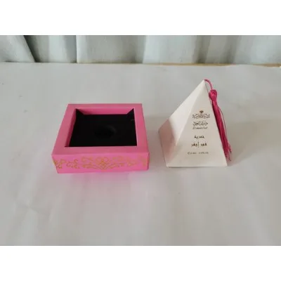 High quality custom made pyramid shape perfume paper box with EVA insert