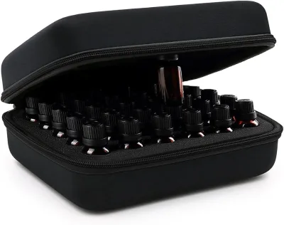 Hard Shell Essential Oil Carrying Case 30 Bottles EVA Essential Oils Storage Bag