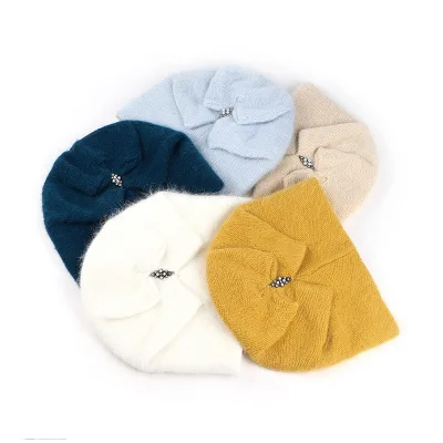 Female Winter Thick Beanie Hat With Rabbit Fur Fox Hair Acrylic Lining Knitted Warm Striped Skullies for Autumn Winter Season