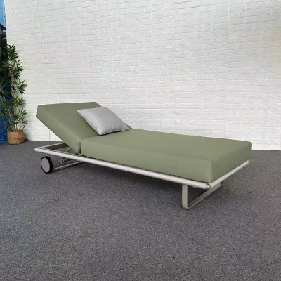Comfortable Commercial Chaise Lounge Sun Bed Outdoor Furniture Set