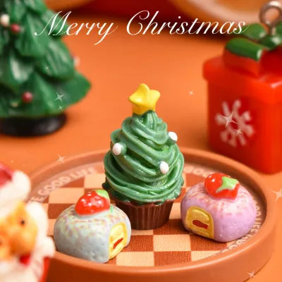 Korea Style Kawaii Christmas Tree Food Themed Hand-painted Fashion Resin Croc Charms Keychain Miniature Charm