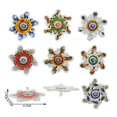 China Manufacturer Wholesale Snowflake Plastic Spinning Tops Cartoon Astronaut Pattern Battle Gyro Toy Set Cheap Small Kids Toys