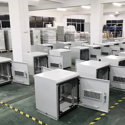 13U 18U Outdoor Telecom Cabinets Stainless Steel Network Enclosure