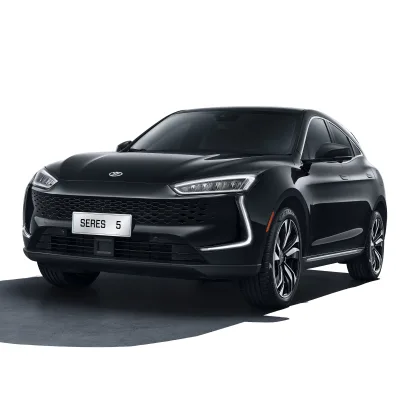 High Quality Passenger Vehicle Electric Cargo Van Mini Electric Car SERES 5