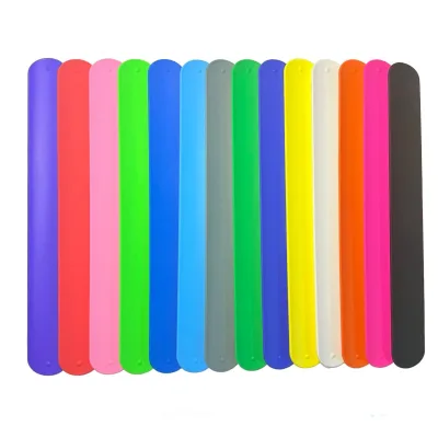 Bulk Purchase Washable Reusable Material Lightweight Bendable Strip Solid Matte Silicone Slap Bracelet for museum Giveaway