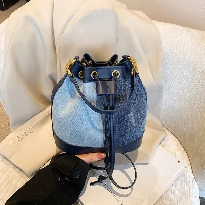 Summer Fashion Women's Handbags Straw and Canvas Bucket Bag Small Purses for Ladies