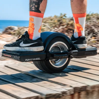 Factory Independent Research Development Outdoor One-Wheel Electric Board Self-Balancing Big Wheel Skateboard for EV Motorcycle
