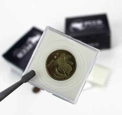 Professional Acrylic Dollar Coin Holders for Collectors Coin Case Custom 1.5"x1.5" Transparency Coin Case with Foam Gasket