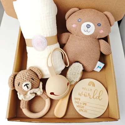 6-Piece Newborn Gift Set, Baby Newborn Rattle Milestones Keepsake New Baby Gift Box for Boys and Girls