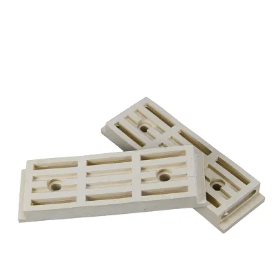 Refractory ceramic plate for sintering