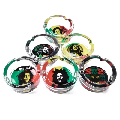 Hot Selling High Quality Accessories Outdoor Portable Custom logo bob Marley Smoking Glow in the Dark Glass Ashtray