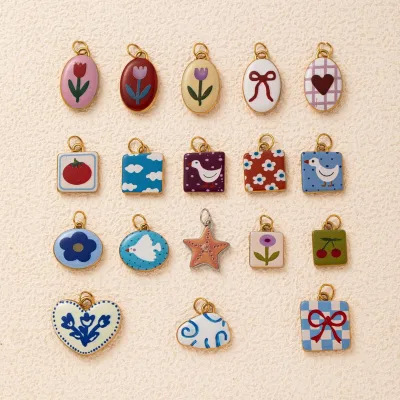 Minimalist Vintage Style Color-Preserving Printed Enamel Skin Friendly Luxury Enamel Flower Duck Pendant for Key Ornament