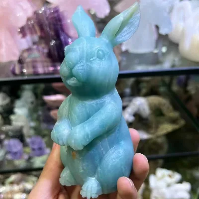 Healing Quartz Crystals Figurine Folk Crafts Opalite Animals Bunny Peter Rabbit Hand Carved Gemstone Sculpture for Christmas