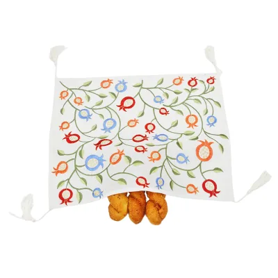 Gifts Handmade White Challah Cover Seder Square Matzo Cover for Shabbat Bread From Israel