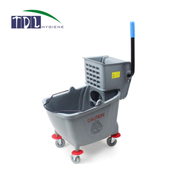 Wringer Bucket