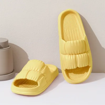 TOP7649 Soft soled casual home slippers for summer use with anti slip properties