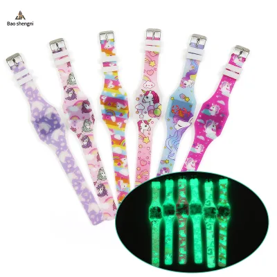 Hot Sale Kids Toy Watch Safe and Comfortable Strap Glow in the Dark Kids Digital Watch